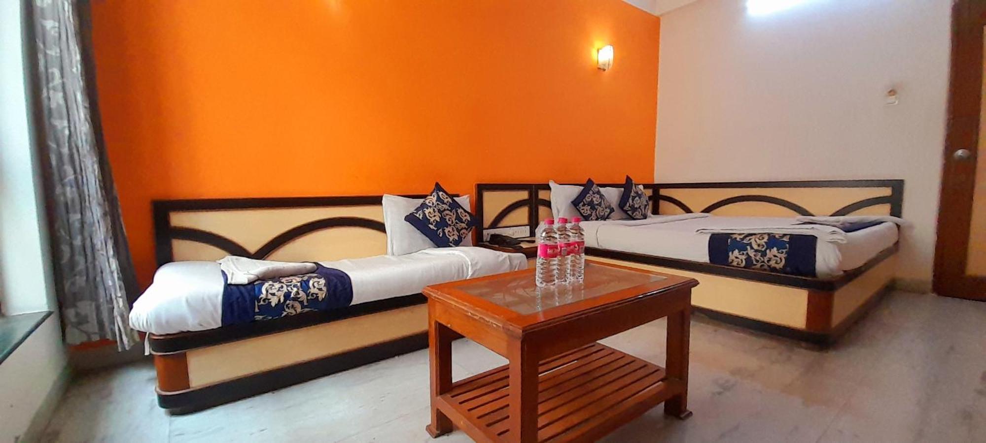 Hotel Indore Palace - Feel At Home Shirdi Exteriör bild